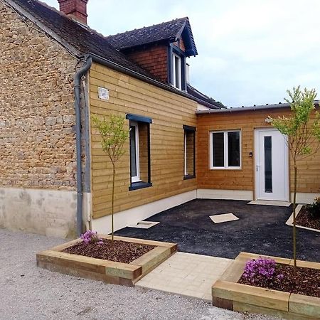 Maison De Campagne Avec Cour Sées Esterno foto